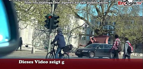 Deutsche Milf Anhalterin abgeschleppt im auto gefickt und outdoor gefickt beim EroCom Date